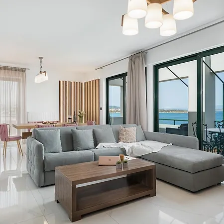 Elia Penthouse * La Canea