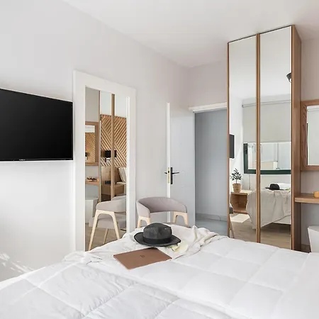 Elia Penthouse Appartamento *